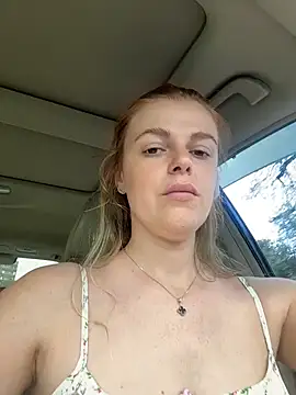 HarrietDart Live XXX-Chat