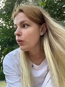 HarrietDart webcam show