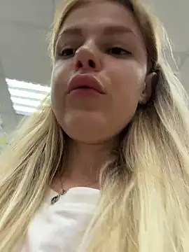 HarrietDart's Live XXX Chat