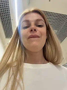 HarrietDart Adlı Modelin Web Kamerası Şovu