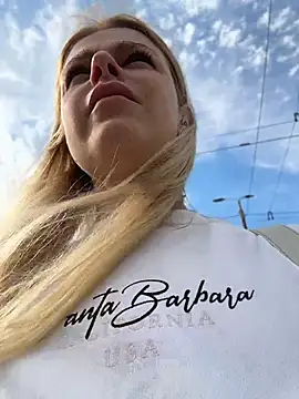 Živý XXX chat HarrietDart
