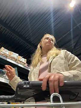 HarrietDart élő XXX-chatje