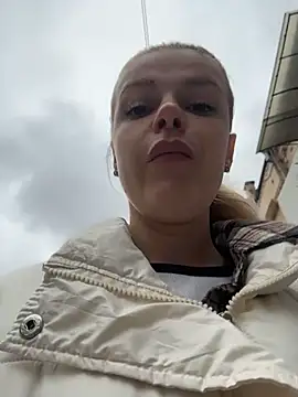 HarrietDart Live XXX-Chat