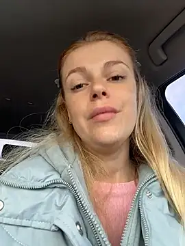 Czat XXX na żywo – HarrietDart