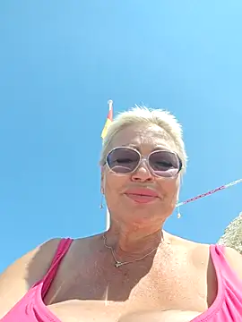 Chat +18 de LindaL ao vivo