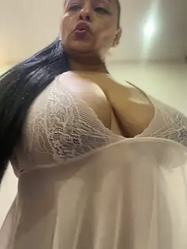 sofia_xxx02's Live XXX Chat