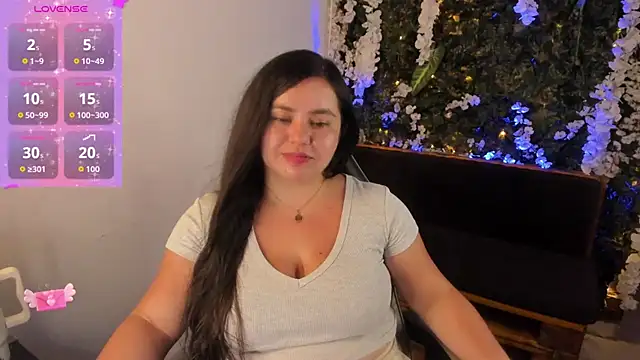 Chat +18 de ainohacarter_89 ao vivo