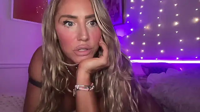 Fitnessbabe69 Webcamshow