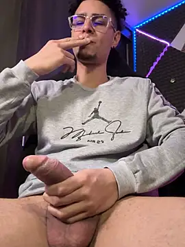 bigryann23 网络视讯表演