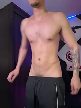 bigryann23's Webcam Show