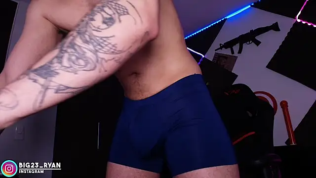 bigryann23's Webcam Show