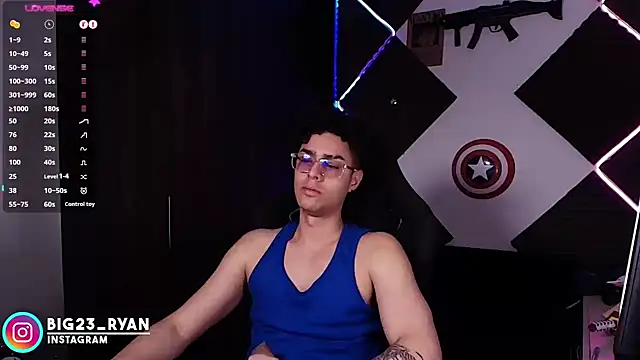 bigryann23 Show Webcam
