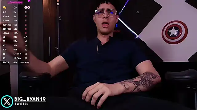 bigryann23 网络视讯表演