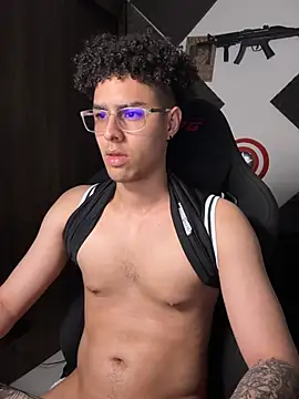 bigryann23 Show Webcam