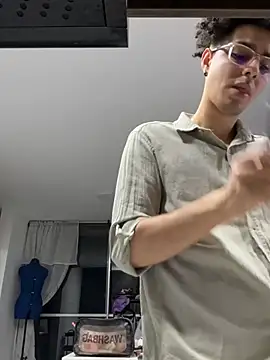 عرض كام bigryann23