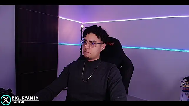 Webkamerová show bigryann23
