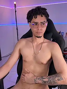 bigryann23 Show in webcam