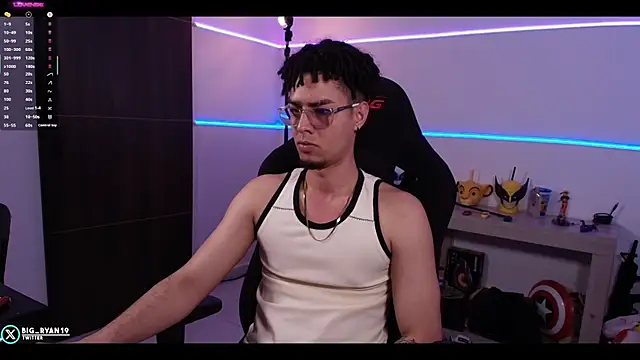 bigryann23 Webcam Show