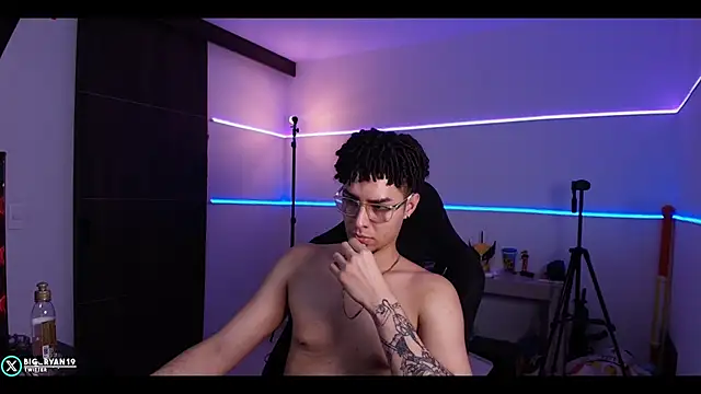 bigryann23 Pertunjukan Webcam