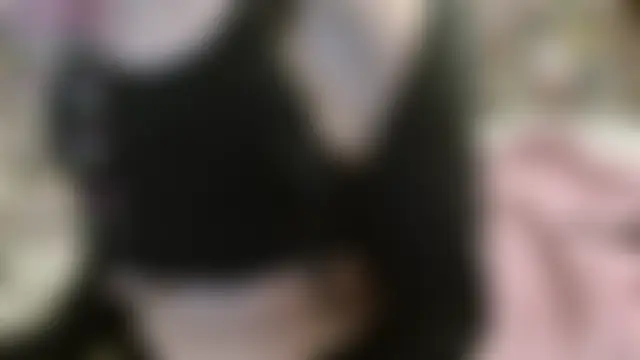 Yllmira's Live Chat Room