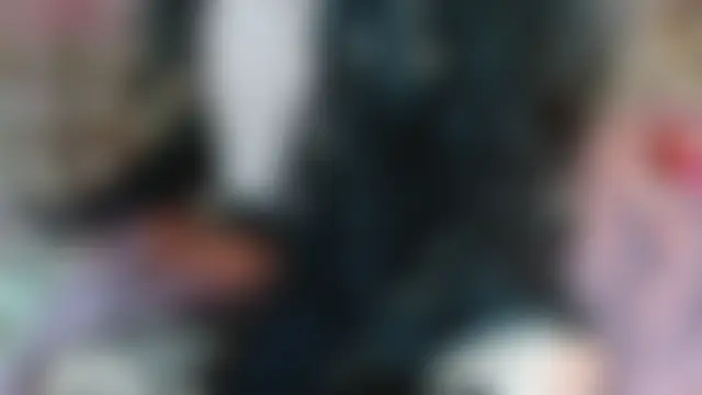 Yllmira Adlı Modelin Canlı Sohbet Odası