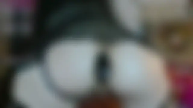 Yllmira's Live Chat Room