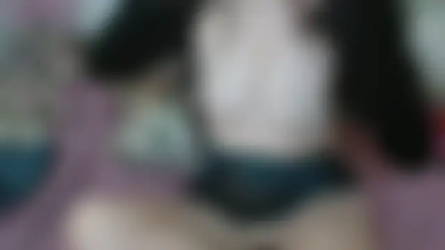 Phòng Chat Trực Tiếp Yllmira