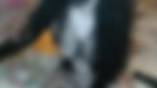 Yllmira Adlı Modelin Canlı Sohbet Odası