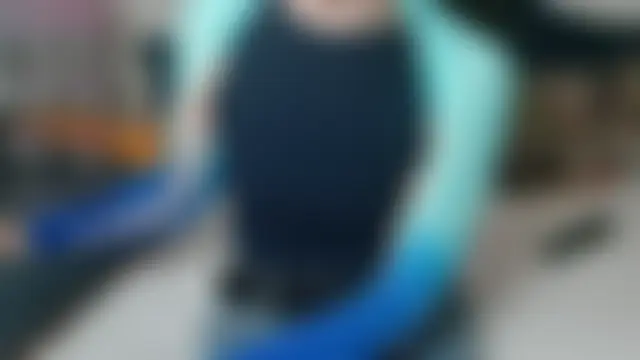 غرفة دردشة Yllmira المباشرة