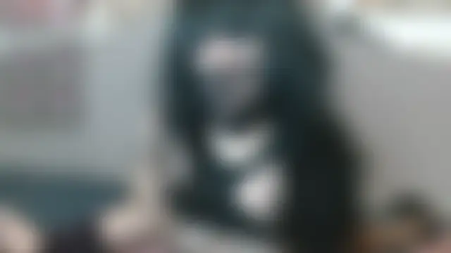 Yllmira – Naživo chatovacia miestnosť