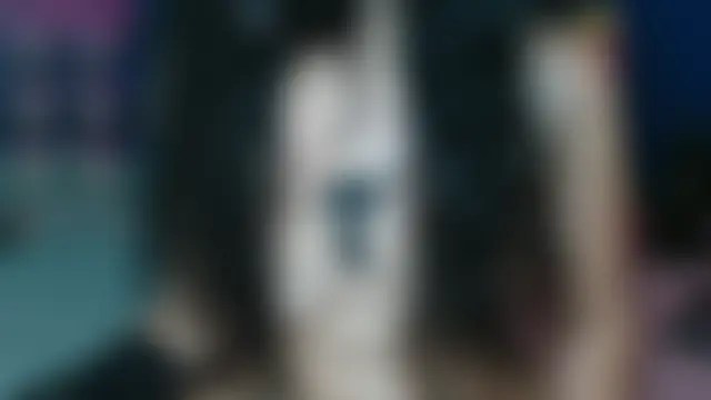 Yllmira লাইভ চ্যাট রুম