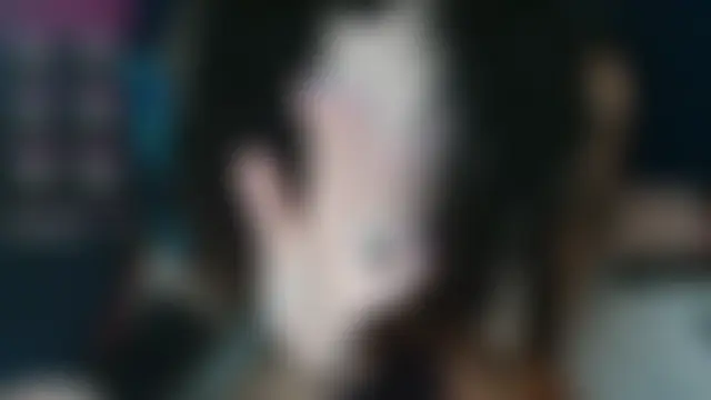 חדר צ'אט בשידור חי של Yllmira