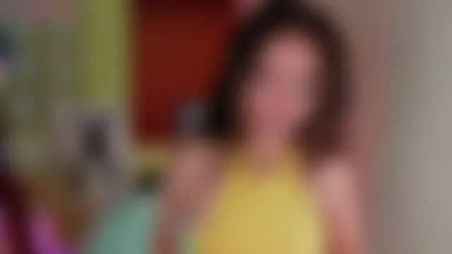 Emma__Blanco Adlı Modelin Canlı XXX Sohbeti