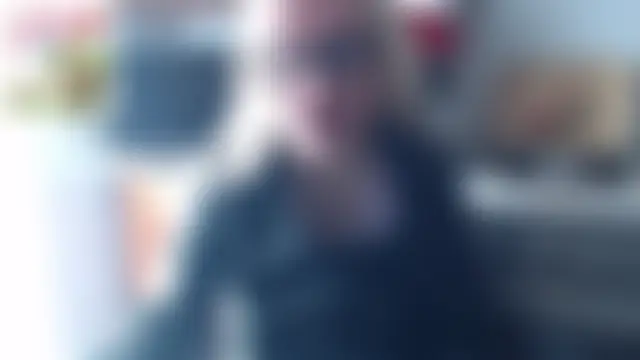 martachatte's Live Chat Room