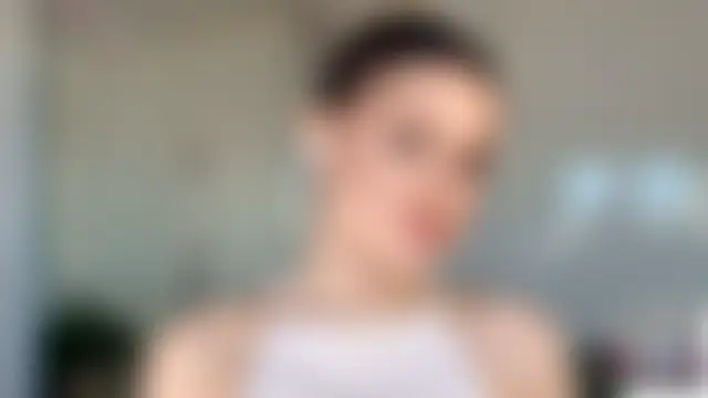 חדר צ'אט בשידור חי של Skinny_Alice