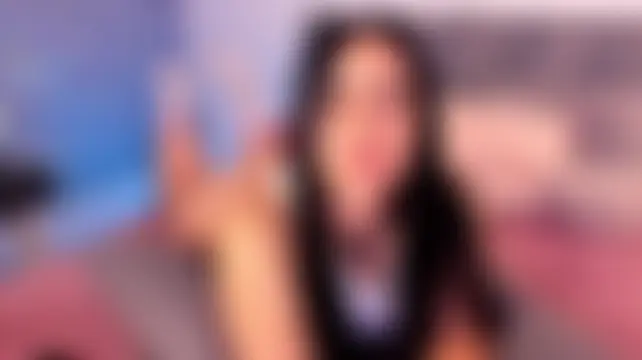 Gigi-bom's Live XXX Chat