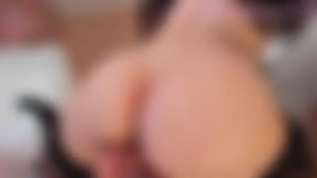 KaylaLaine élő chatszobája