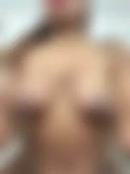 ห้องแชทสดของ Hannagarces