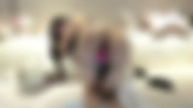 Uizzq3u-'s Live Sex Cam Show