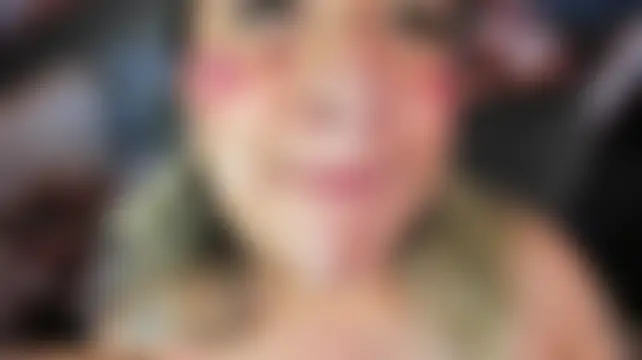 miss_danika – Naživo chatovacia miestnosť