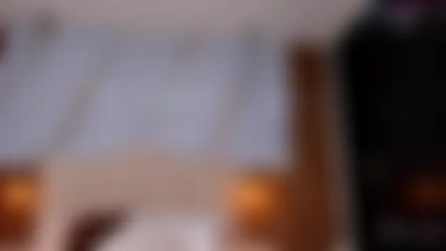 lia_16's Live Chat Room