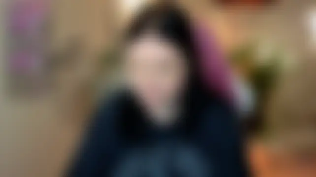 Akemi_BBW Adlı Modelin Canlı XXX Sohbeti