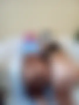 CaramelLesbianFemmXXX25 Adlı Modelin Canlı Sohbet Odası