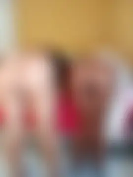 CaramelLesbianFemmXXX25: вебкам-шоу