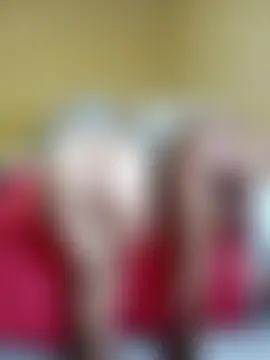 CaramelLesbianFemmXXX25 webkamerás műsora