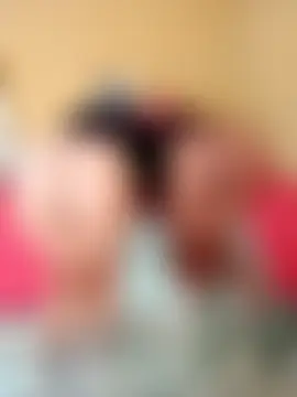CaramelLesbianFemmXXX25 即時聊天室