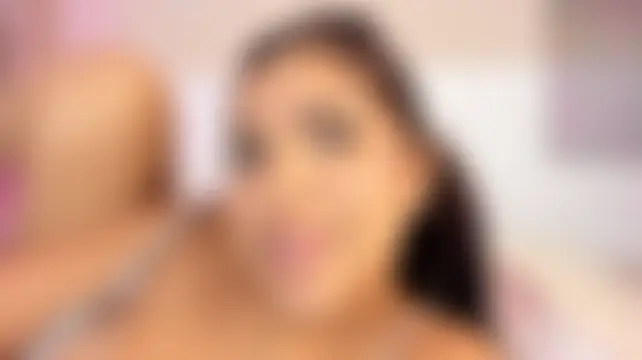 Chat soba uživo modela sharlot_evans_