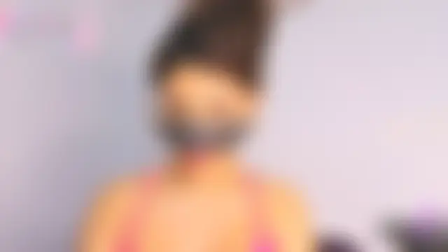 عرض كام Beybi_Latina الجنسي المباشر