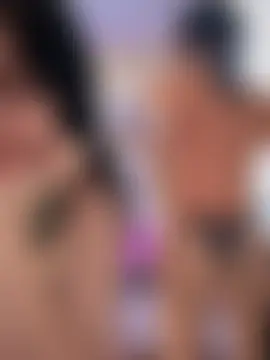 XXX chat uživo modela Heart_Ass