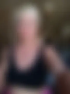 NicoleOlla Adlı Modelin Canlı Sohbet Odası
